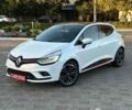 Белый Рено Клио, объемом двигателя 1.5 л и пробегом 64 тыс. км за 12900 $, фото 2 на Automoto.ua