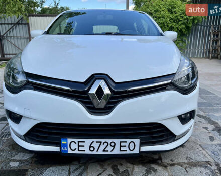 Белый Рено Клио, объемом двигателя 1.5 л и пробегом 155 тыс. км за 8500 $, фото 2 на Automoto.ua