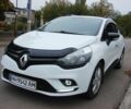 Белый Рено Клио, объемом двигателя 1.5 л и пробегом 260 тыс. км за 9507 $, фото 2 на Automoto.ua