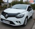 Белый Рено Клио, объемом двигателя 1.5 л и пробегом 360 тыс. км за 9500 $, фото 3 на Automoto.ua