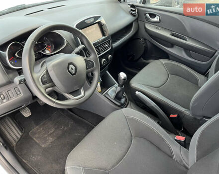 Белый Рено Клио, объемом двигателя 1.46 л и пробегом 116 тыс. км за 8300 $, фото 5 на Automoto.ua