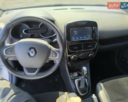 Білий Рено Кліо, об'ємом двигуна 1.5 л та пробігом 59 тис. км за 13255 $, фото 9 на Automoto.ua