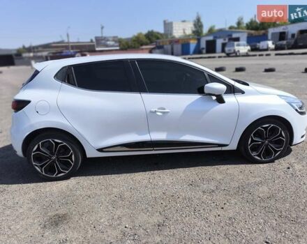 Білий Рено Кліо, об'ємом двигуна 1.5 л та пробігом 59 тис. км за 13255 $, фото 4 на Automoto.ua