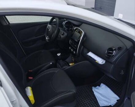 Белый Рено Клио, объемом двигателя 1.5 л и пробегом 36 тыс. км за 10750 $, фото 11 на Automoto.ua