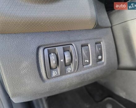 Білий Рено Кліо, об'ємом двигуна 1.5 л та пробігом 59 тис. км за 13255 $, фото 26 на Automoto.ua