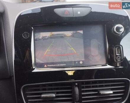 Белый Рено Клио, объемом двигателя 1.5 л и пробегом 36 тыс. км за 10750 $, фото 7 на Automoto.ua