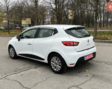 Белый Рено Клио, объемом двигателя 1.5 л и пробегом 149 тыс. км за 10300 $, фото 5 на Automoto.ua