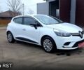 Белый Рено Клио, объемом двигателя 1.5 л и пробегом 179 тыс. км за 9900 $, фото 1 на Automoto.ua