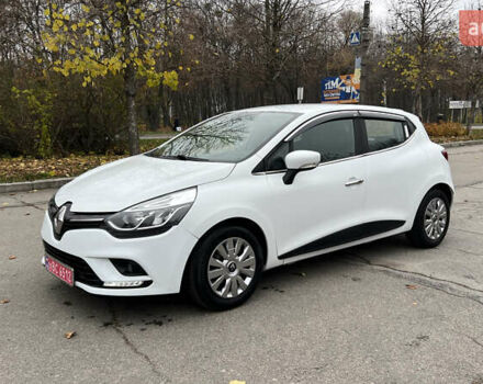 Белый Рено Клио, объемом двигателя 1.5 л и пробегом 149 тыс. км за 10300 $, фото 3 на Automoto.ua