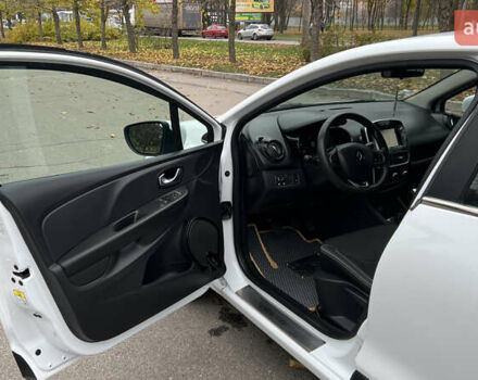 Белый Рено Клио, объемом двигателя 1.5 л и пробегом 149 тыс. км за 10300 $, фото 23 на Automoto.ua