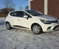 Белый Рено Клио, объемом двигателя 1.5 л и пробегом 162 тыс. км за 10400 $, фото 1 на Automoto.ua