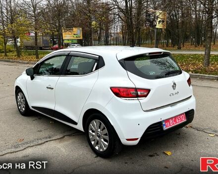 Белый Рено Клио, объемом двигателя 1.5 л и пробегом 149 тыс. км за 10300 $, фото 1 на Automoto.ua