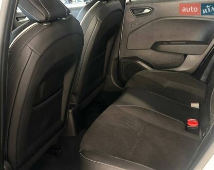 Белый Рено Клио, объемом двигателя 0 л и пробегом 114 тыс. км за 17460 $, фото 23 на Automoto.ua