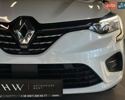 Белый Рено Клио, объемом двигателя 0 л и пробегом 114 тыс. км за 17460 $, фото 3 на Automoto.ua