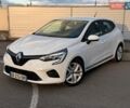 Белый Рено Клио, объемом двигателя 1.6 л и пробегом 158 тыс. км за 14950 $, фото 3 на Automoto.ua