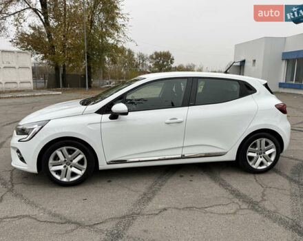 Белый Рено Клио, объемом двигателя 1.6 л и пробегом 167 тыс. км за 15399 $, фото 25 на Automoto.ua