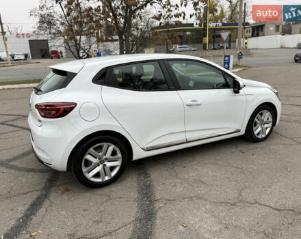 Белый Рено Клио, объемом двигателя 1.6 л и пробегом 167 тыс. км за 15399 $, фото 15 на Automoto.ua