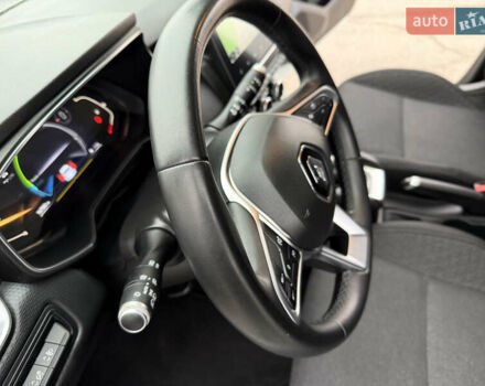 Белый Рено Клио, объемом двигателя 1.6 л и пробегом 167 тыс. км за 15399 $, фото 56 на Automoto.ua