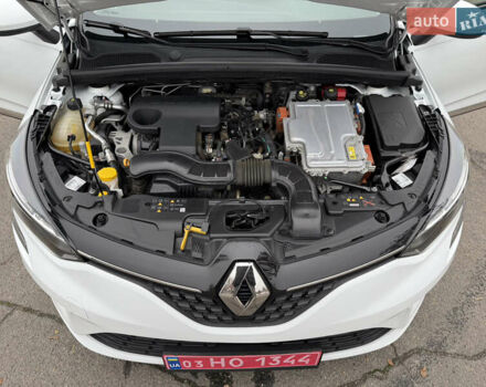 Белый Рено Клио, объемом двигателя 1.6 л и пробегом 167 тыс. км за 15399 $, фото 73 на Automoto.ua