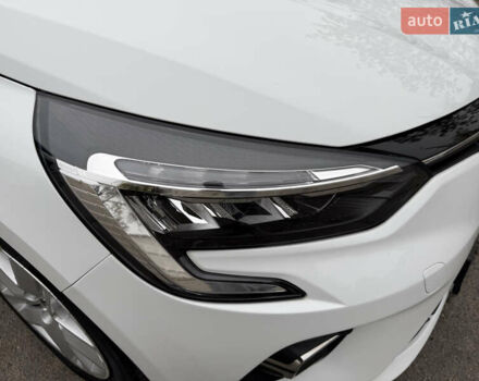 Белый Рено Клио, объемом двигателя 1.6 л и пробегом 167 тыс. км за 15399 $, фото 35 на Automoto.ua