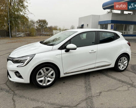 Белый Рено Клио, объемом двигателя 1.6 л и пробегом 167 тыс. км за 15399 $, фото 26 на Automoto.ua