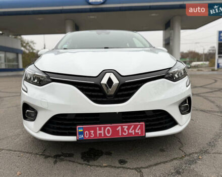 Белый Рено Клио, объемом двигателя 1.6 л и пробегом 167 тыс. км за 15399 $, фото 31 на Automoto.ua