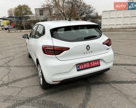 Белый Рено Клио, объемом двигателя 1.6 л и пробегом 167 тыс. км за 15399 $, фото 19 на Automoto.ua