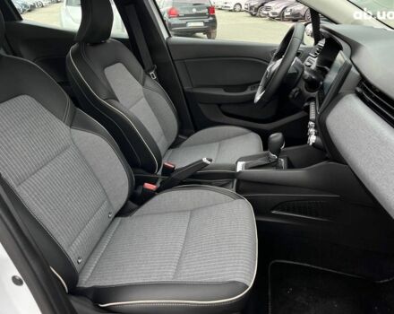 Белый Рено Клио, объемом двигателя 1.6 л и пробегом 8 тыс. км за 19990 $, фото 42 на Automoto.ua