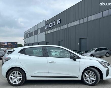 Белый Рено Клио, объемом двигателя 1.6 л и пробегом 8 тыс. км за 19990 $, фото 5 на Automoto.ua