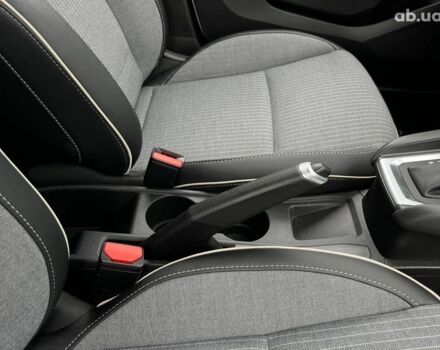 Белый Рено Клио, объемом двигателя 1.6 л и пробегом 8 тыс. км за 19990 $, фото 43 на Automoto.ua