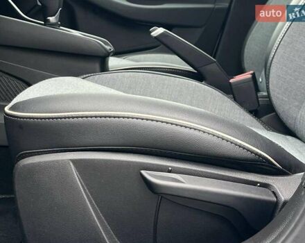 Белый Рено Клио, объемом двигателя 1.6 л и пробегом 8 тыс. км за 19990 $, фото 16 на Automoto.ua