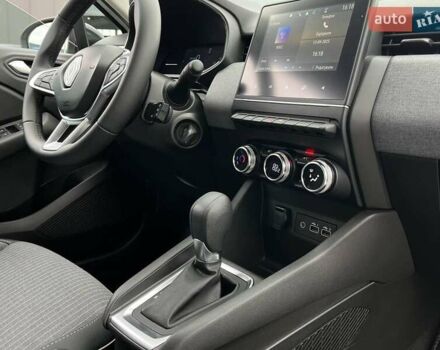 Белый Рено Клио, объемом двигателя 1.6 л и пробегом 8 тыс. км за 19990 $, фото 44 на Automoto.ua