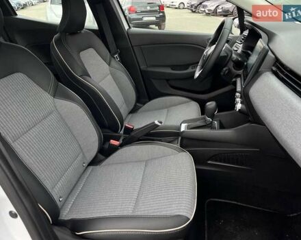 Белый Рено Клио, объемом двигателя 1.6 л и пробегом 8 тыс. км за 19990 $, фото 42 на Automoto.ua