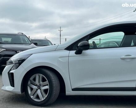 Белый Рено Клио, объемом двигателя 1.6 л и пробегом 8 тыс. км за 19990 $, фото 12 на Automoto.ua