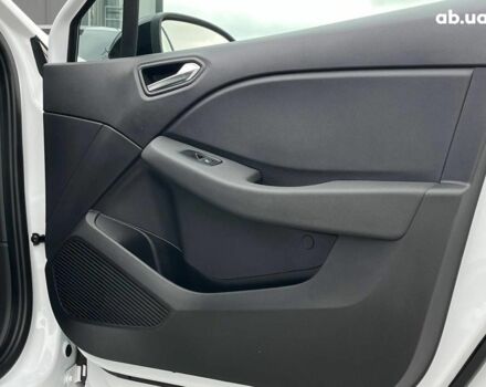 Белый Рено Клио, объемом двигателя 1.6 л и пробегом 8 тыс. км за 19990 $, фото 47 на Automoto.ua