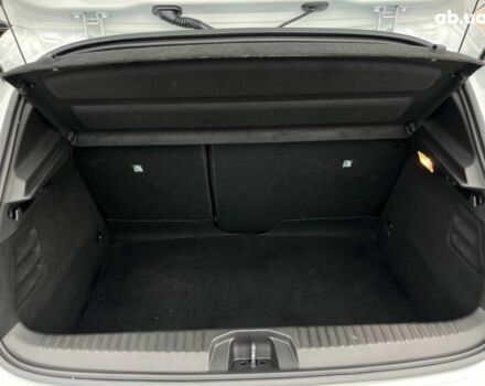 Белый Рено Клио, объемом двигателя 1.6 л и пробегом 8 тыс. км за 19990 $, фото 36 на Automoto.ua