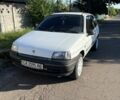 Белый Рено Клио, объемом двигателя 1.2 л и пробегом 200 тыс. км за 600 $, фото 1 на Automoto.ua
