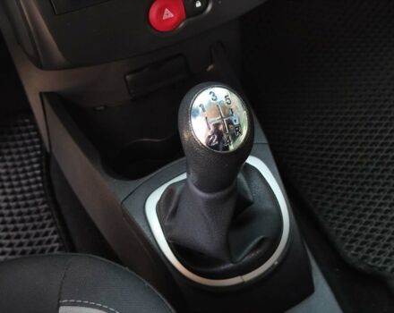 Белый Рено Клио, объемом двигателя 1.5 л и пробегом 194 тыс. км за 4990 $, фото 19 на Automoto.ua