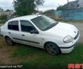 Белый Рено Клио, объемом двигателя 1.4 л и пробегом 300 тыс. км за 2300 $, фото 1 на Automoto.ua