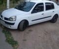 Белый Рено Клио, объемом двигателя 1.39 л и пробегом 350 тыс. км за 2500 $, фото 7 на Automoto.ua