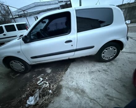 Белый Рено Клио, объемом двигателя 1.5 л и пробегом 200 тыс. км за 550 $, фото 3 на Automoto.ua