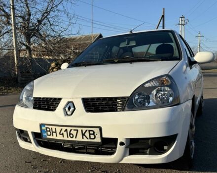 Белый Рено Клио, объемом двигателя 0 л и пробегом 221 тыс. км за 2900 $, фото 1 на Automoto.ua