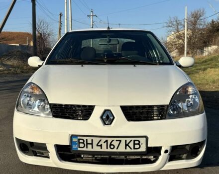 Белый Рено Клио, объемом двигателя 0 л и пробегом 221 тыс. км за 2900 $, фото 4 на Automoto.ua