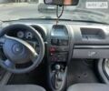Белый Рено Клио, объемом двигателя 1.4 л и пробегом 145 тыс. км за 2600 $, фото 5 на Automoto.ua