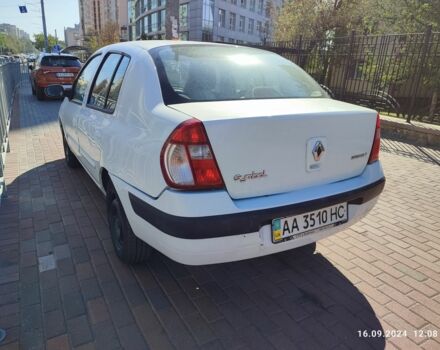 Белый Рено Клио, объемом двигателя 1.4 л и пробегом 176 тыс. км за 2800 $, фото 4 на Automoto.ua