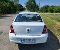 Белый Рено Клио, объемом двигателя 1.4 л и пробегом 220 тыс. км за 3300 $, фото 1 на Automoto.ua