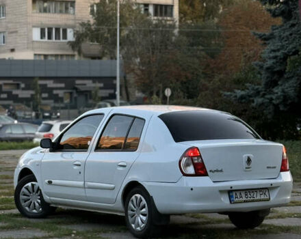 Білий Рено Кліо, об'ємом двигуна 1.39 л та пробігом 250 тис. км за 3400 $, фото 5 на Automoto.ua