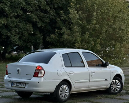 Білий Рено Кліо, об'ємом двигуна 1.39 л та пробігом 250 тис. км за 3400 $, фото 3 на Automoto.ua