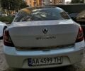 Білий Рено Кліо, об'ємом двигуна 1.4 л та пробігом 170 тис. км за 4100 $, фото 1 на Automoto.ua