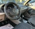 Белый Рено Клио, объемом двигателя 1.4 л и пробегом 241 тыс. км за 3800 $, фото 12 на Automoto.ua